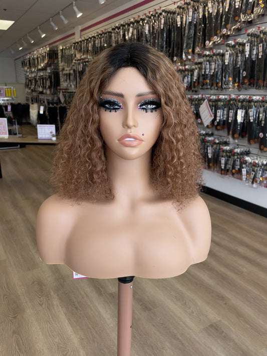 100% Human Hair l Center Part Lace Wig | BOBBY