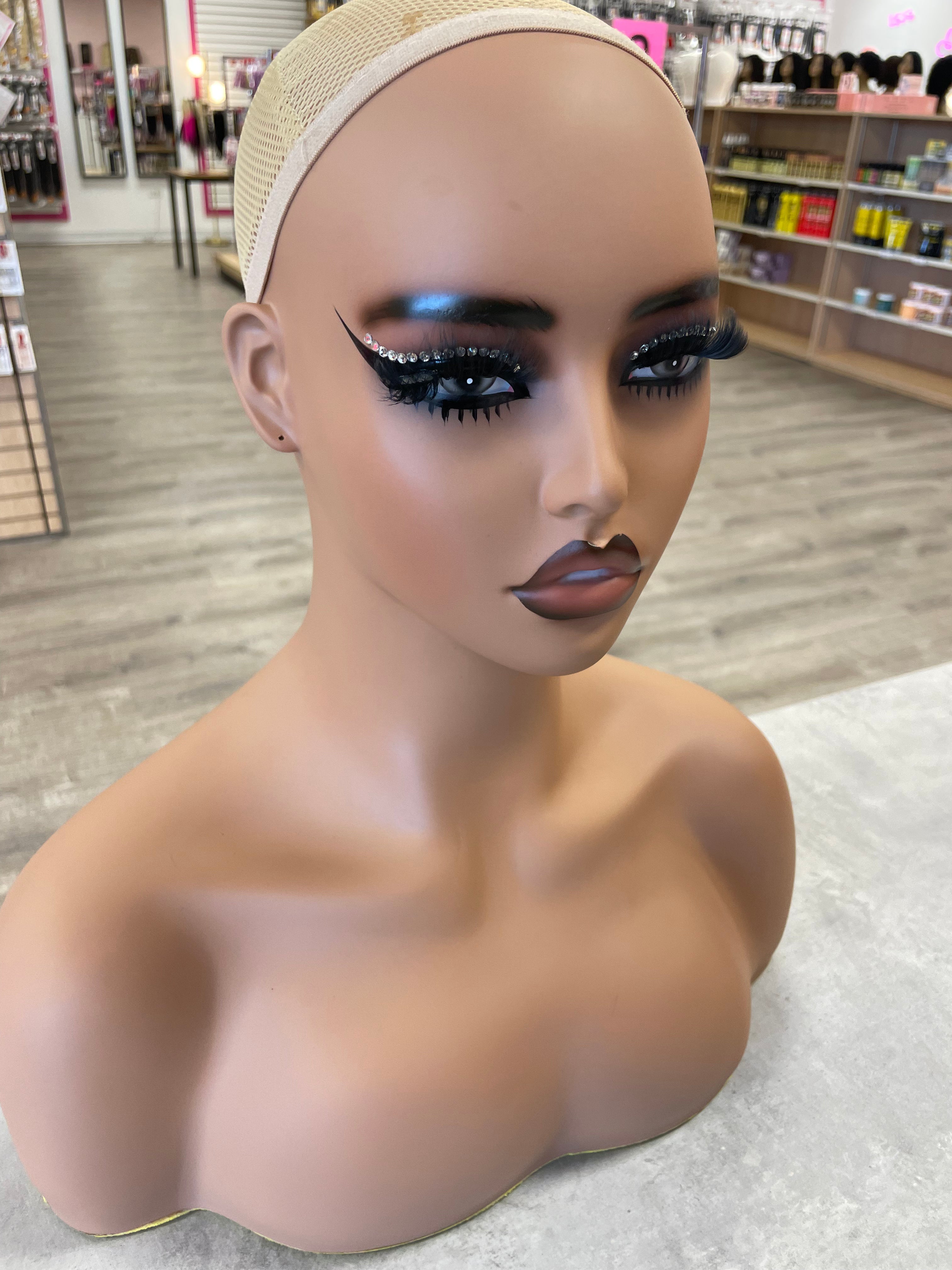 Custom Made Mannequin Head, BeautyHairWorld