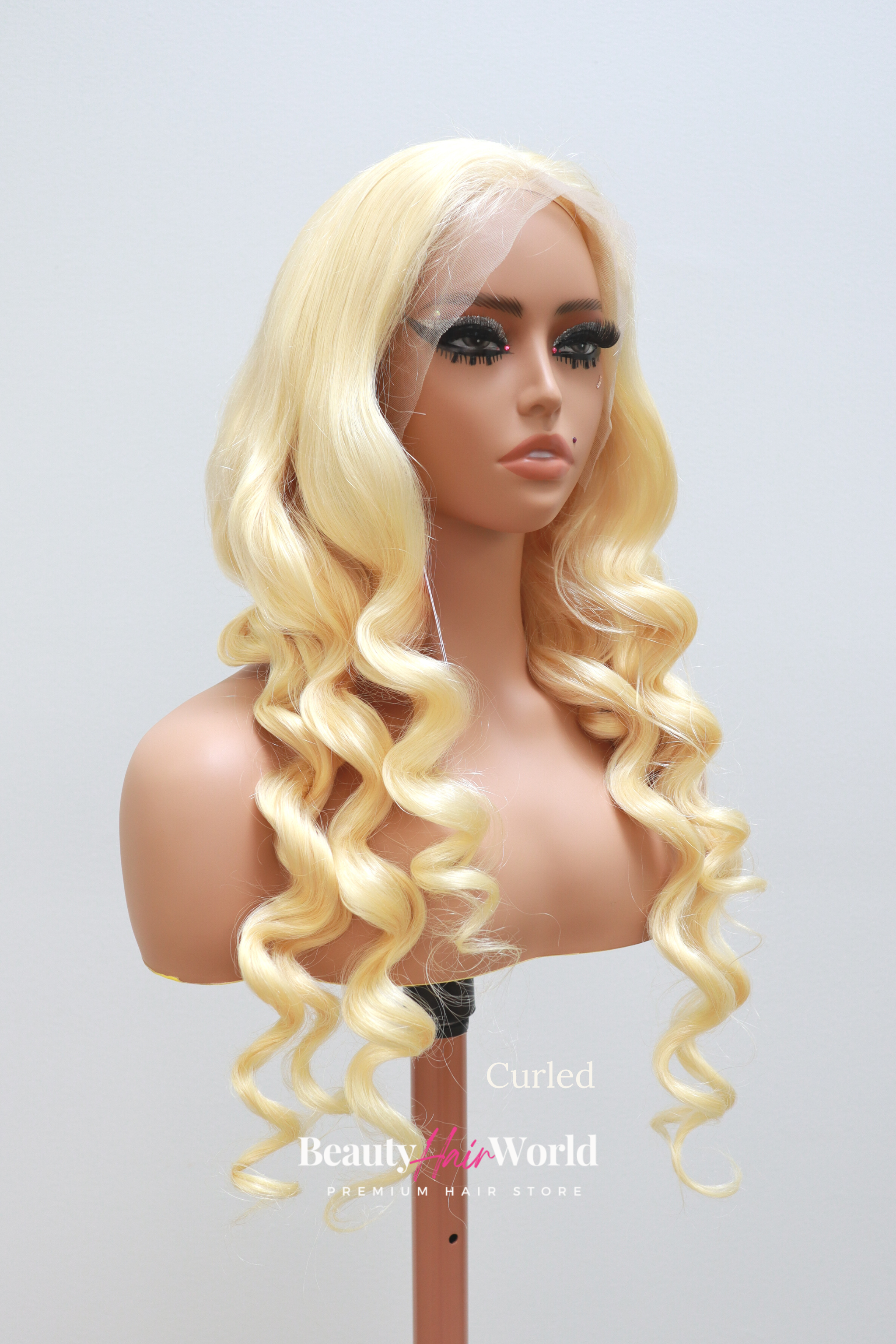 613 Top Quality Silky Body Wave 13x4 Undetectable Frontal Lace Glueless Wig613 Top Quality Body Wave 13x4 Undetectable Frontal Lace Glueless Wig